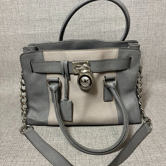 Michael Kors Purse - Picture 1 of 14